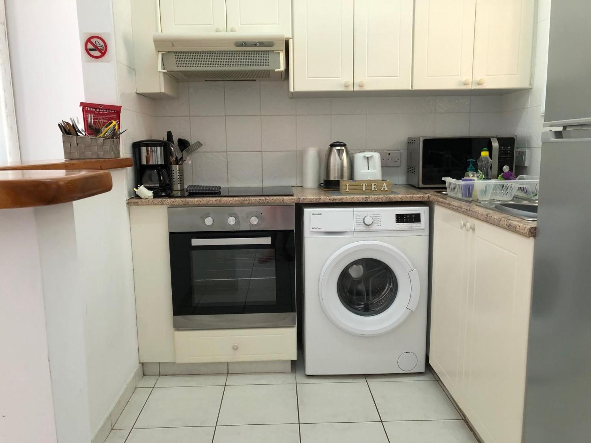 Stylish 1 Bedroom Apartment In Limnaria Gardens パ フォス エクステリア 写真
